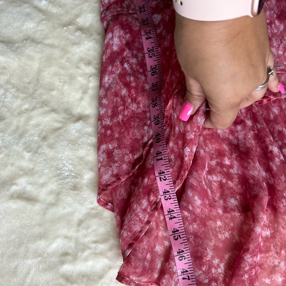 SIMPLY VERA
VERAWANG asymmetrical long sleeve dress size large - Picture 5 of 9